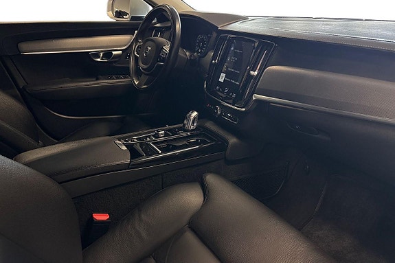 Volvo V90 15 of 24