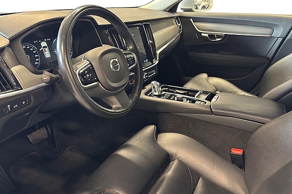 Volvo V90 14 of 24