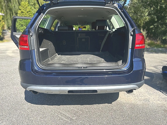 Volkswagen Passat Alltrack 6 of 6