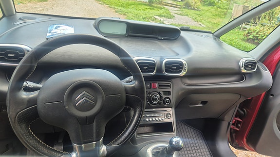 Citroen C3 Picasso 5 of 7