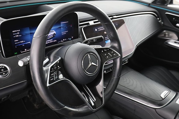 Mercedes-Benz E300 de 12 of 30