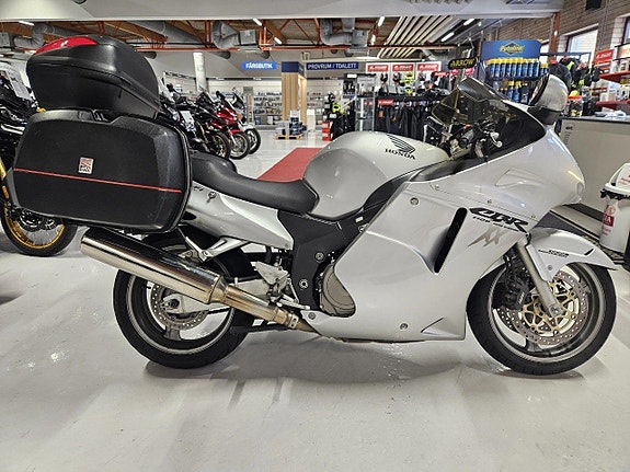 Honda CBR1100XX 4 of 6