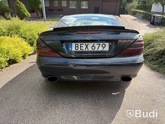 Mercedes-Benz SL500 4 of 27
