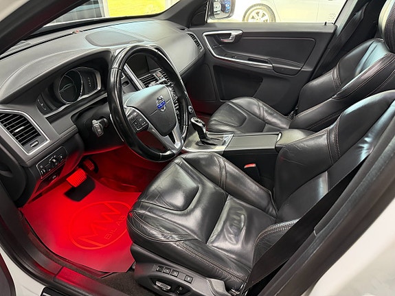 Volvo XC60 5 of 13