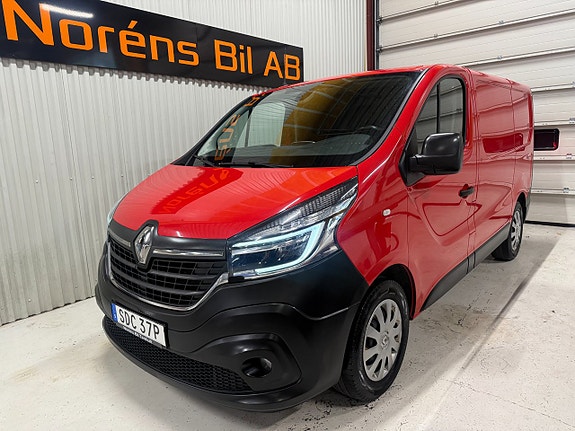 Renault Trafic 2 of 14