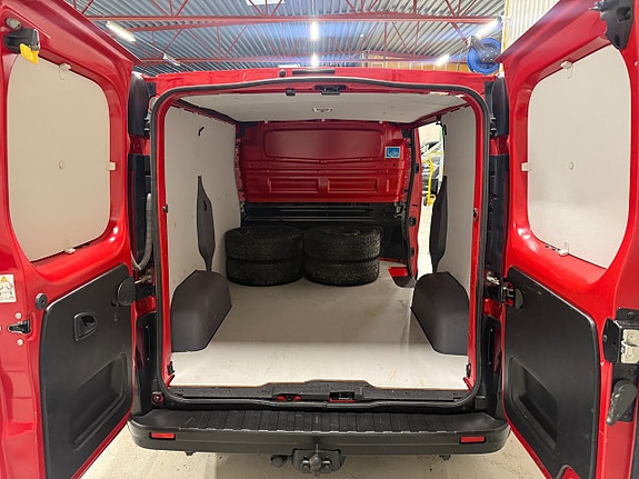 Renault Trafic 12 of 14