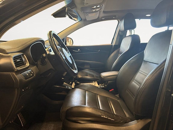 Kia Sorento 9 of 22