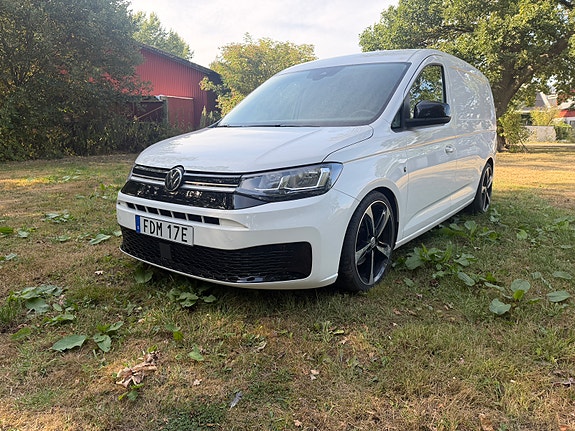 Volkswagen Caddy Maxi 2 of 14