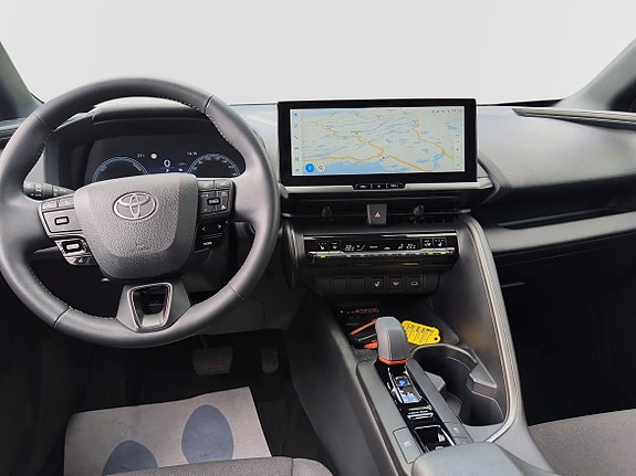 Toyota C-HR 7 of 10
