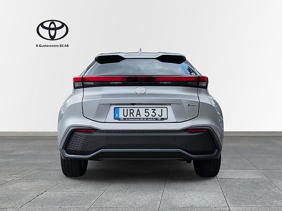 Toyota C-HR 5 of 10