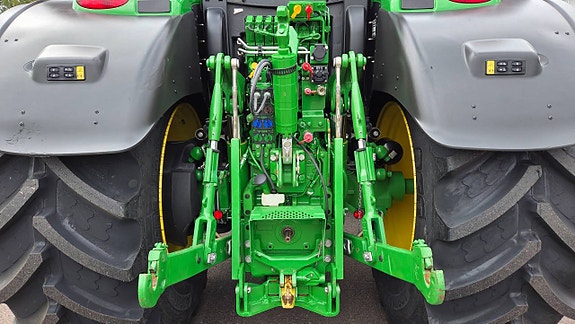 John Deere 6R 215 FL+PTO GPS LED 10 of 12