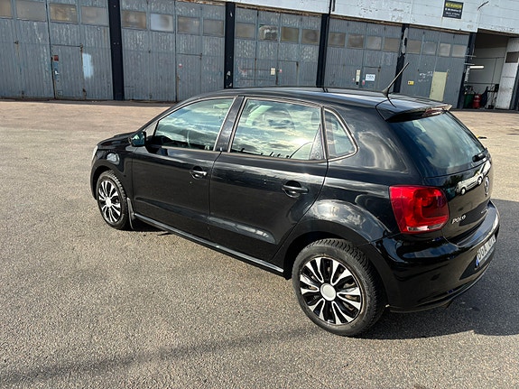 Volkswagen Polo 4 of 8