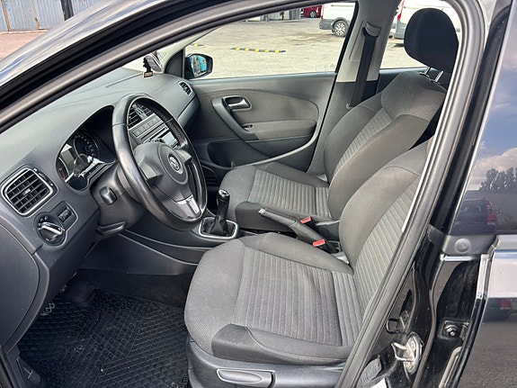 Volkswagen Polo 6 of 8