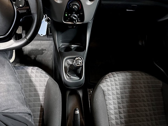 Peugeot 108 13 of 19