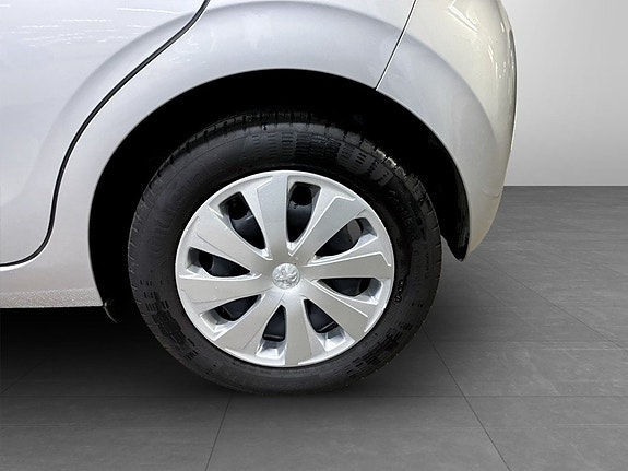 Peugeot 108 17 of 19