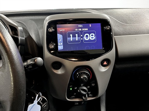Peugeot 108 12 of 19