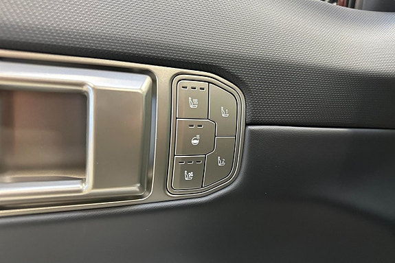 Kia EV4 16 of 20