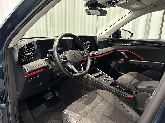 Volkswagen Tiguan 9 of 15
