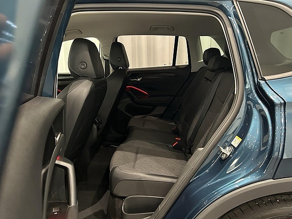 Volkswagen Tiguan 8 of 15