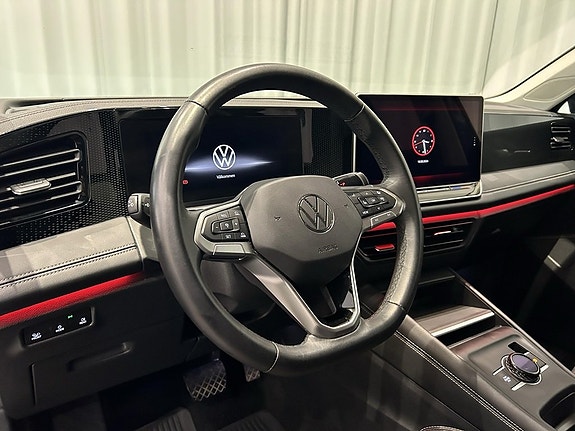Volkswagen Tiguan 10 of 15
