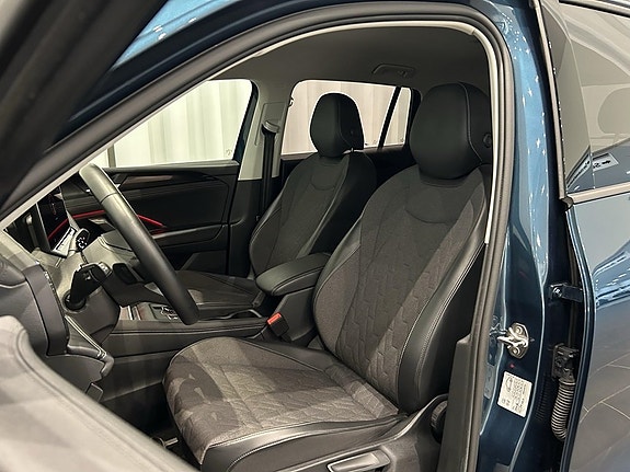 Volkswagen Tiguan 7 of 15