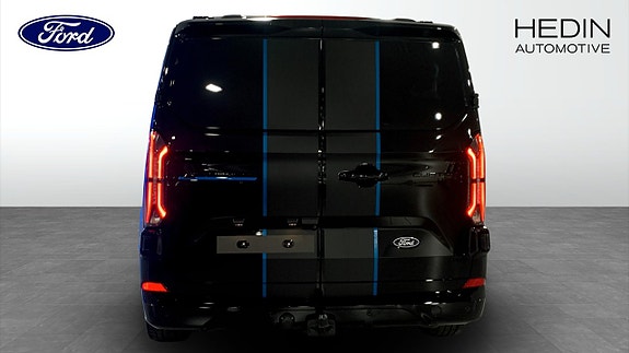 Ford E-Custom 7 of 9