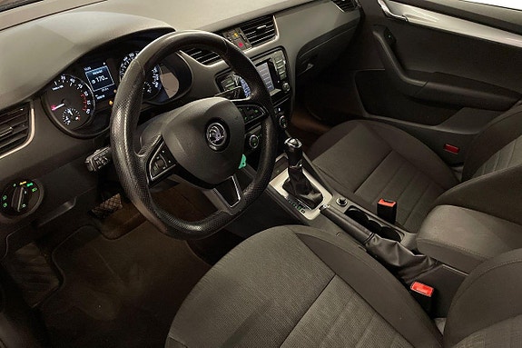 Skoda Octavia 8 of 19