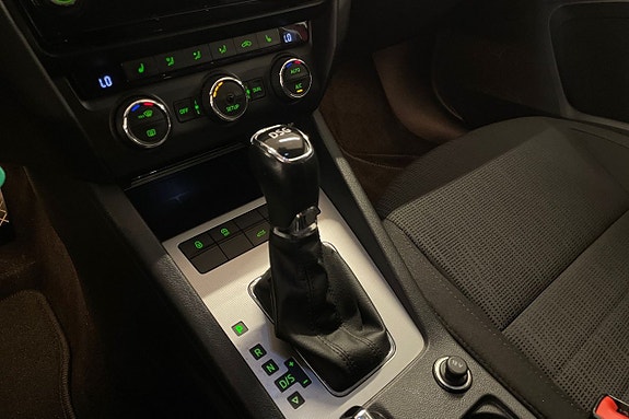 Skoda Octavia 12 of 19