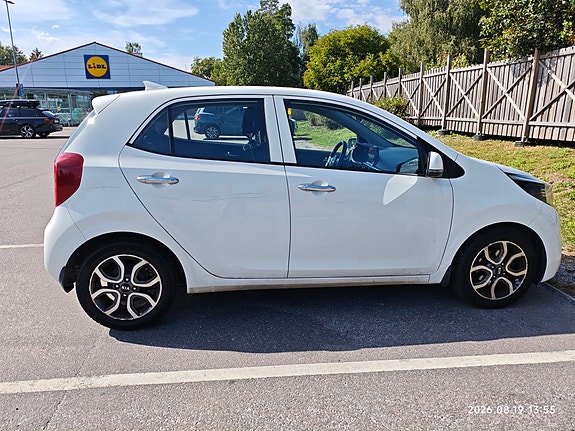 Kia Picanto 4 of 11