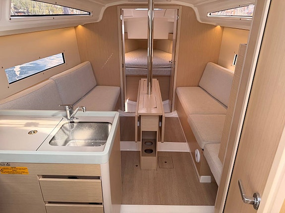 Beneteau Oceanis 30.1 - 2021 - Fullutrustad 5 of 12