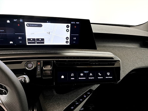 Peugeot e-3008 12 of 14