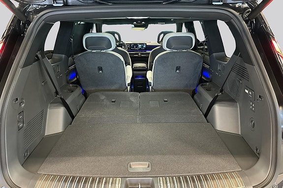 Kia EV9 14 of 27