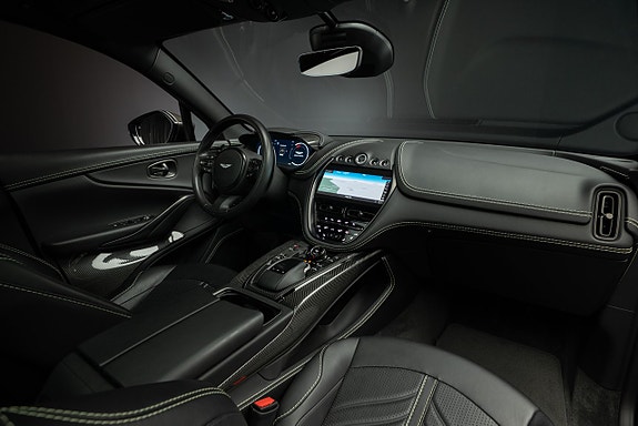 Aston Martin DBX707 14 of 22