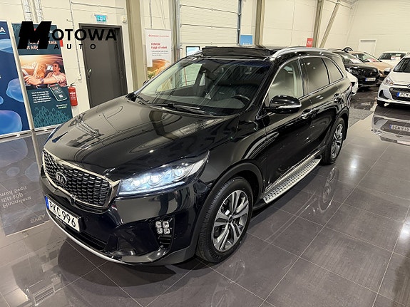 Kia Sorento 8 of 24