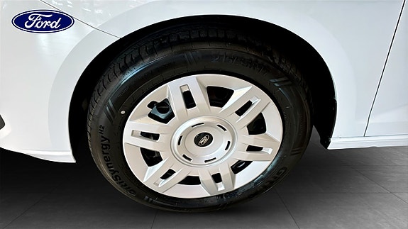 Ford Transit Connect 9 of 9