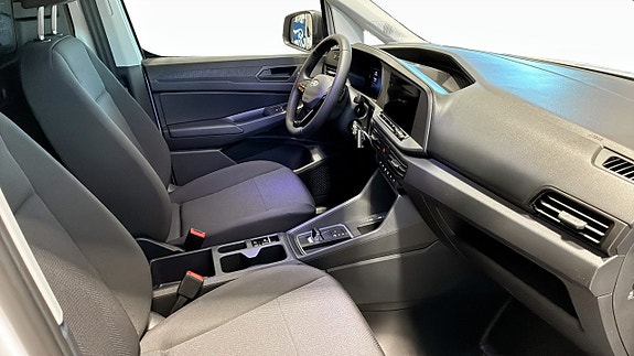 Ford Transit Connect 3 of 9