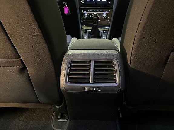 Volkswagen Golf I 21 of 23