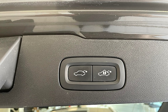 Volvo V60 Cross Country 19 of 28