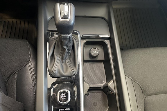 Volvo V60 Cross Country 26 of 28