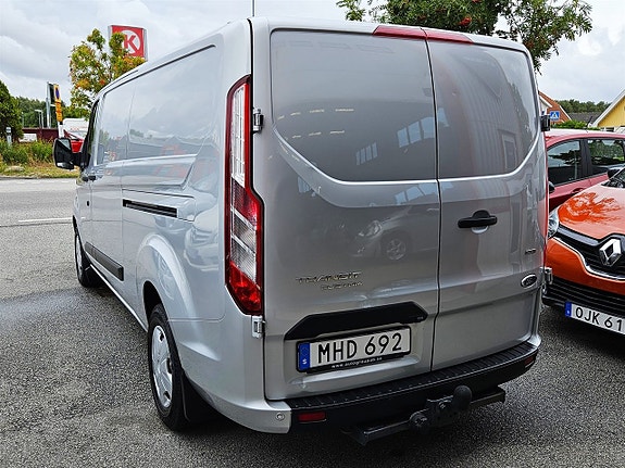 Ford Transit Custom 7 of 13