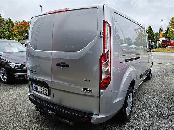 Ford Transit Custom 5 of 13