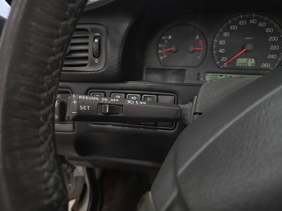 Volvo C70 27 of 30