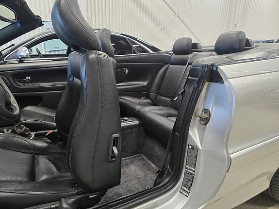 Volvo C70 22 of 30