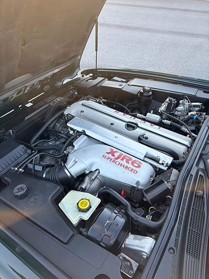 Jaguar XJR 8 of 10