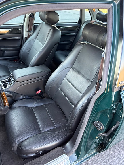 Jaguar XJR 6 of 10