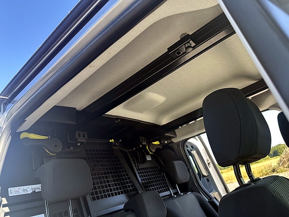 Opel Combo 8 of 11