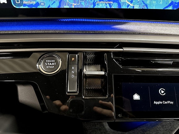 Peugeot e-3008 13 of 21