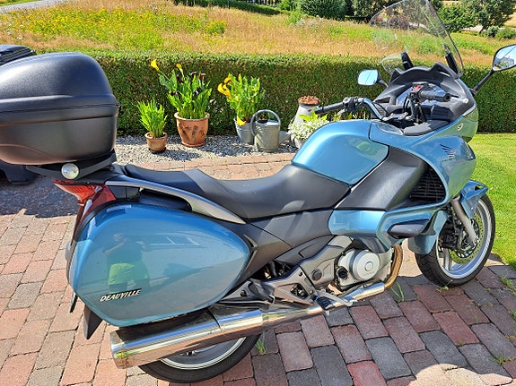 Honda NT700VA Deauville 7 of 8