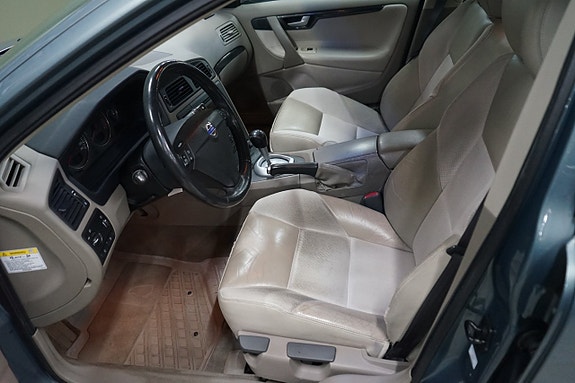 Volvo S60 8 of 11