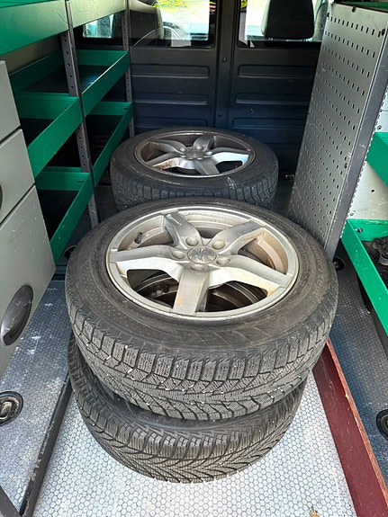 Volkswagen Caddy Maxi 11 of 11